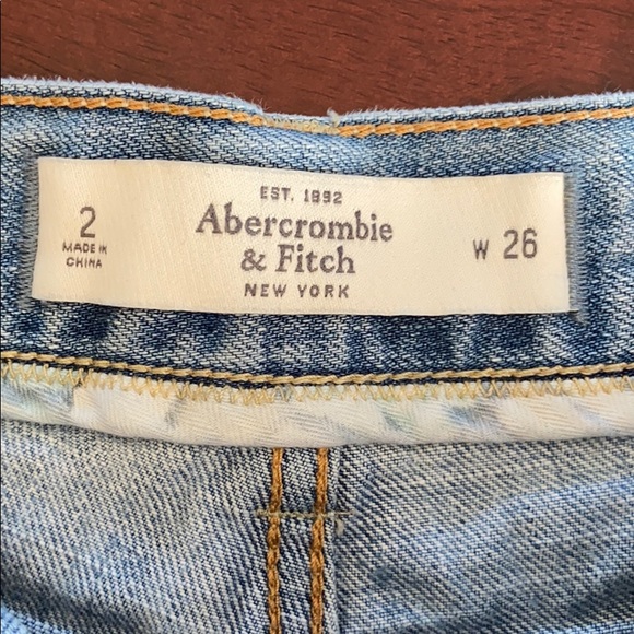 Women Abercrombie & Fitch Jean shorts size 2 - Picture 1 of 10